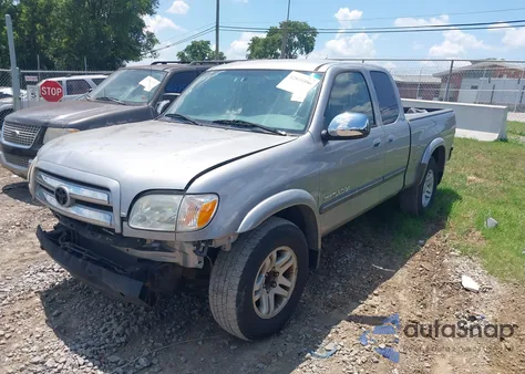 2005 Toyota Tundra Sr5 V8 z USA, uszkodzony, nr VIN 5TBRT34135S458034